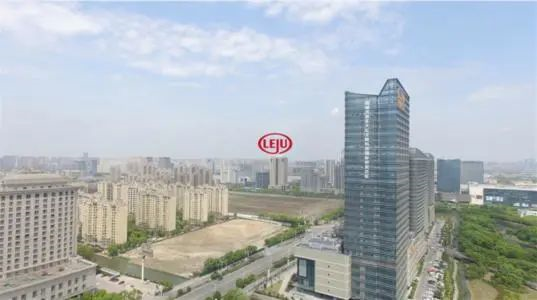 鋼筋價格現在6800元／噸，比3月底貴2800元／噸！沙子水泥人工都在漲，你還在等房降價？別賭今年的房價！買房無技巧，全